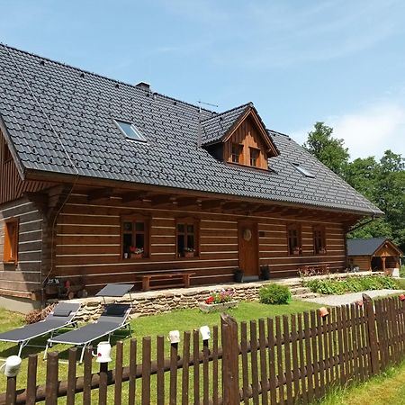 Apartmany U Vlcich Jam Petrowitz Екстериор снимка