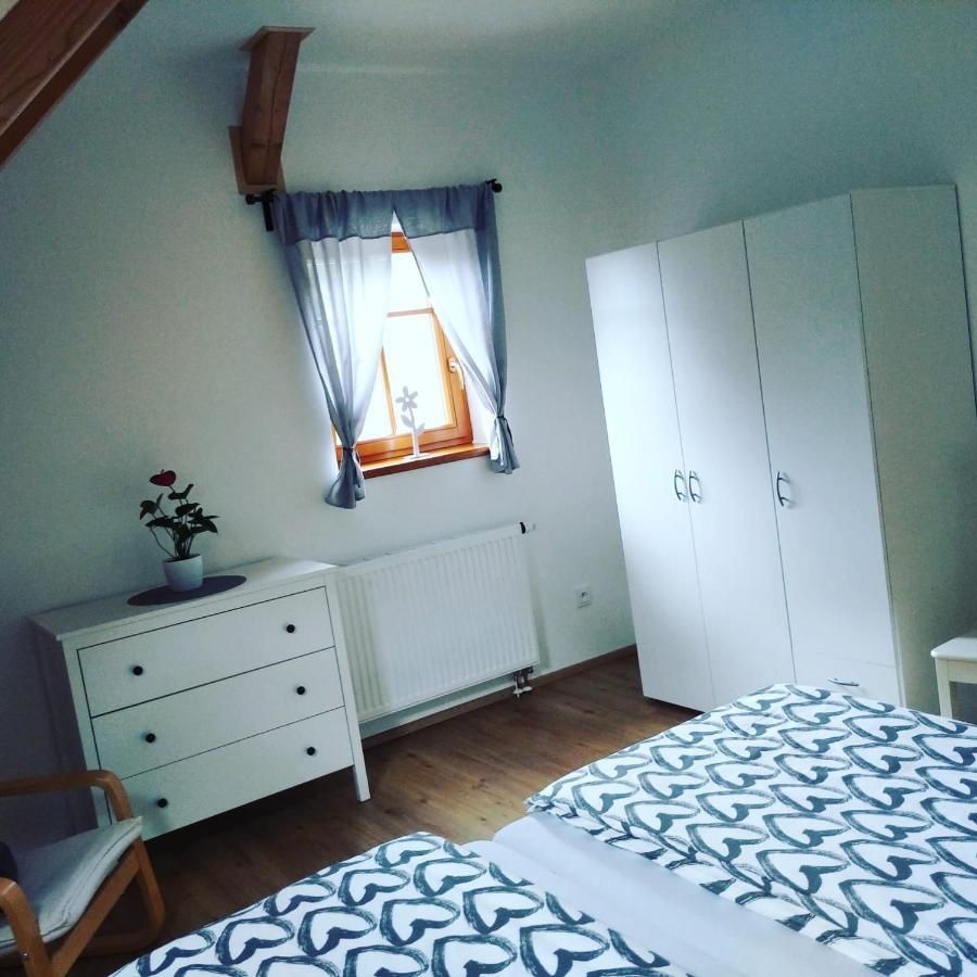 Apartmany U Vlcich Jam Petrowitz Екстериор снимка