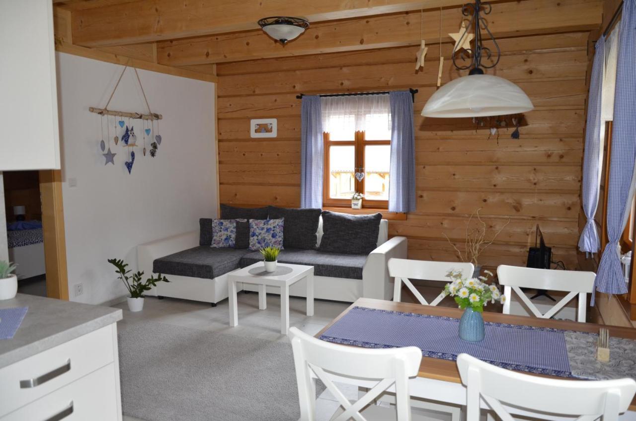 Apartmany U Vlcich Jam Petrowitz Екстериор снимка