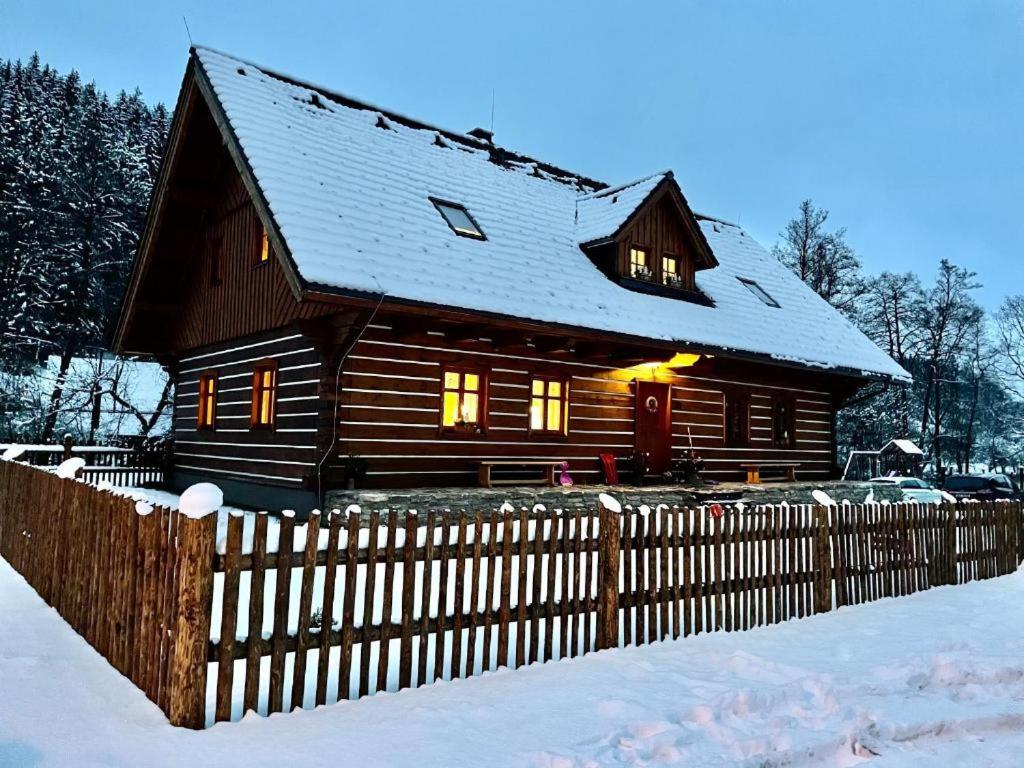 Apartmany U Vlcich Jam Petrowitz Екстериор снимка
