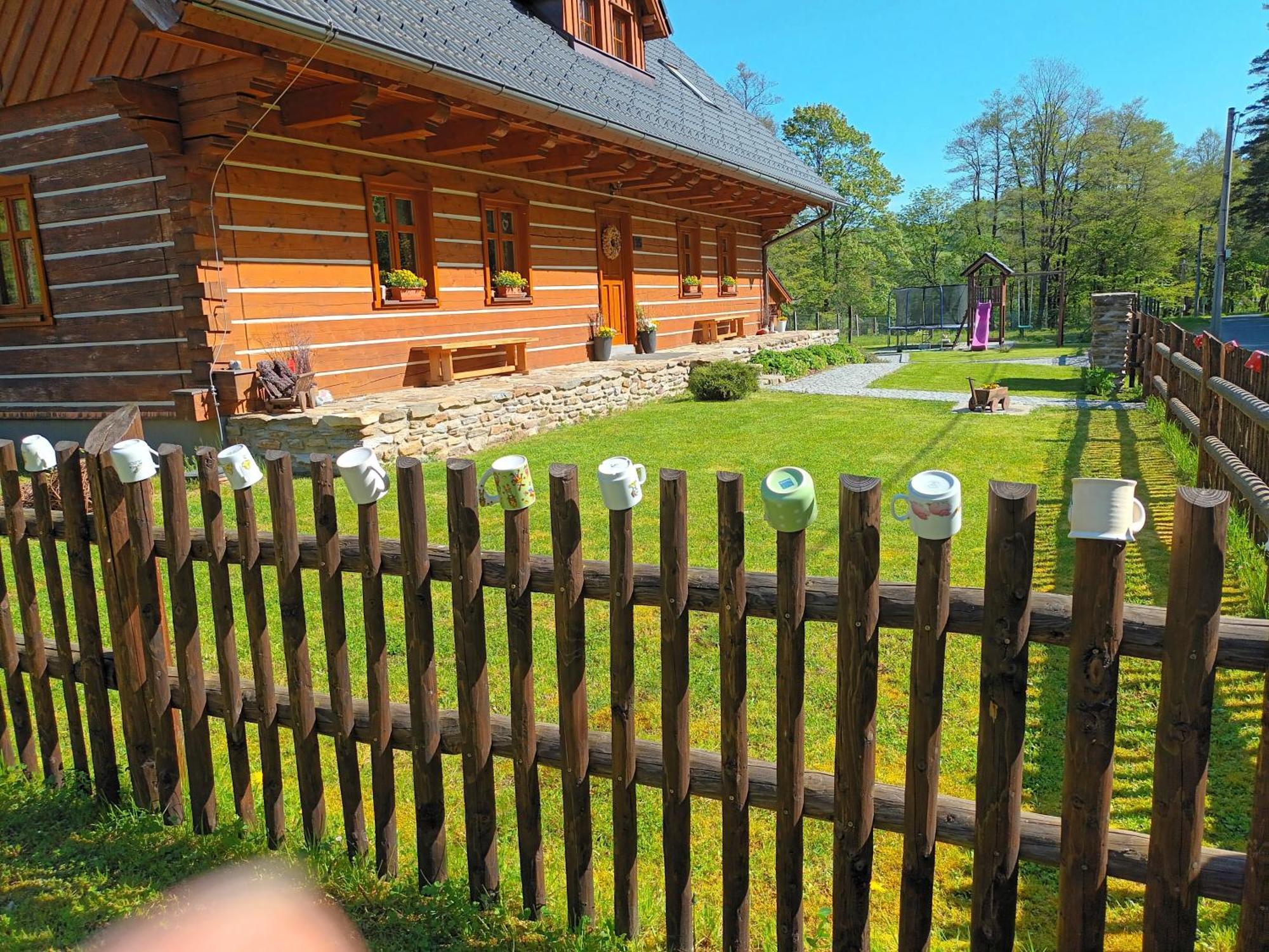 Apartmany U Vlcich Jam Petrowitz Екстериор снимка