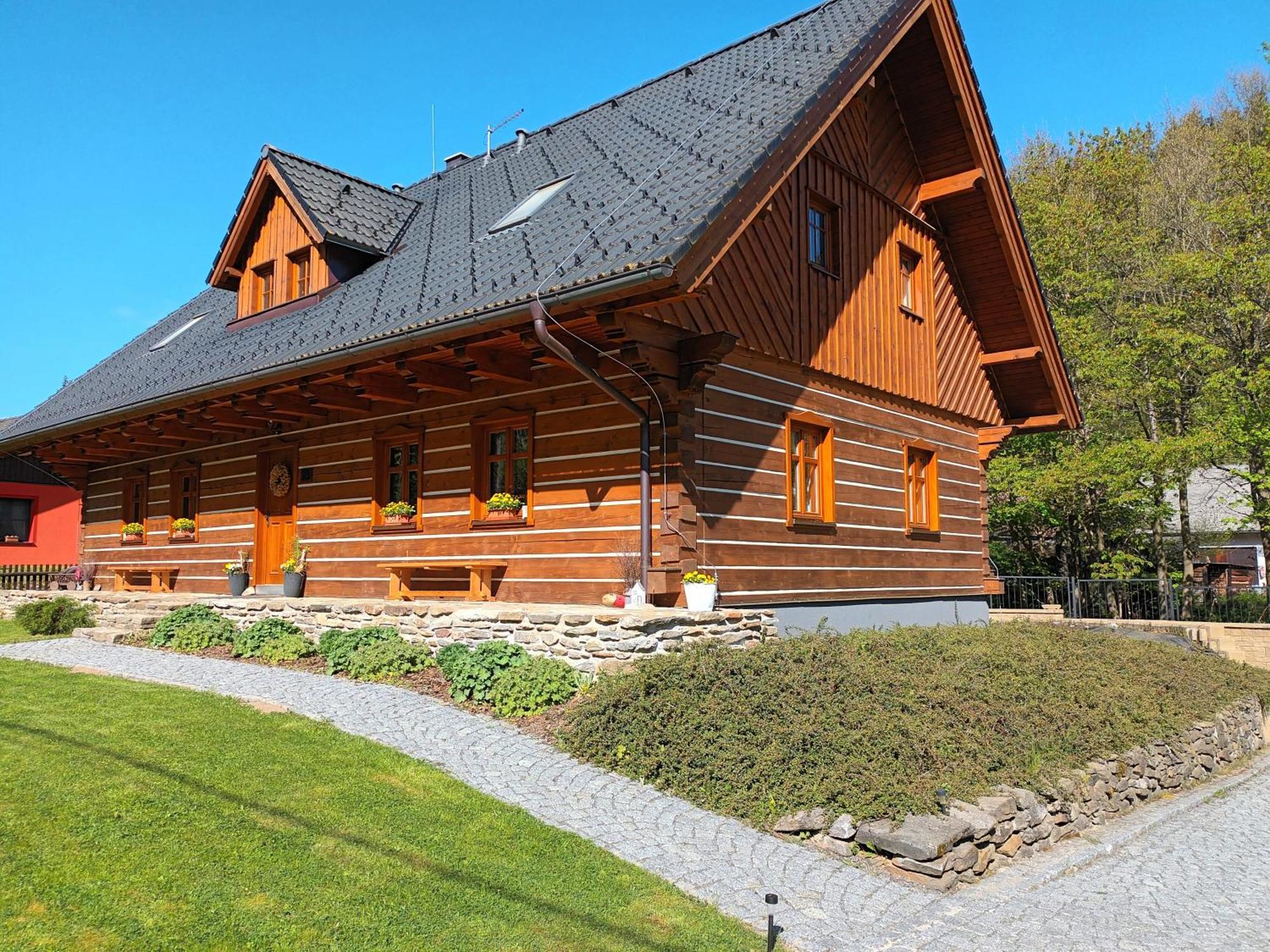 Apartmany U Vlcich Jam Petrowitz Екстериор снимка